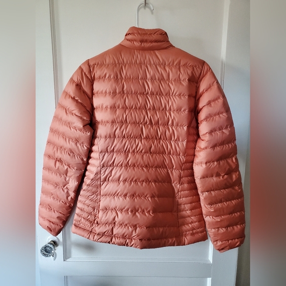 Patagonia Womens Down Sweater - Picture 2 of 9